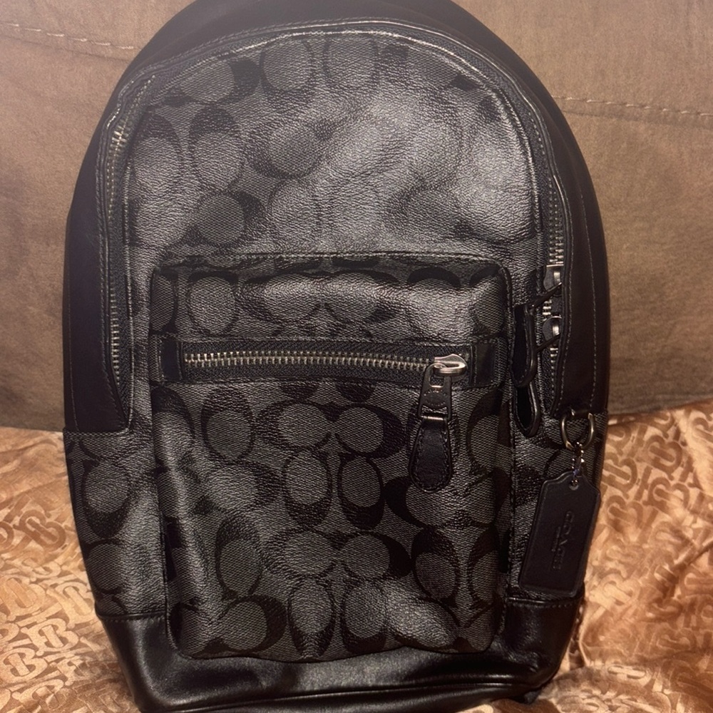Coach/ Leather/ Coach Men’s West Pack/ Never Worn/